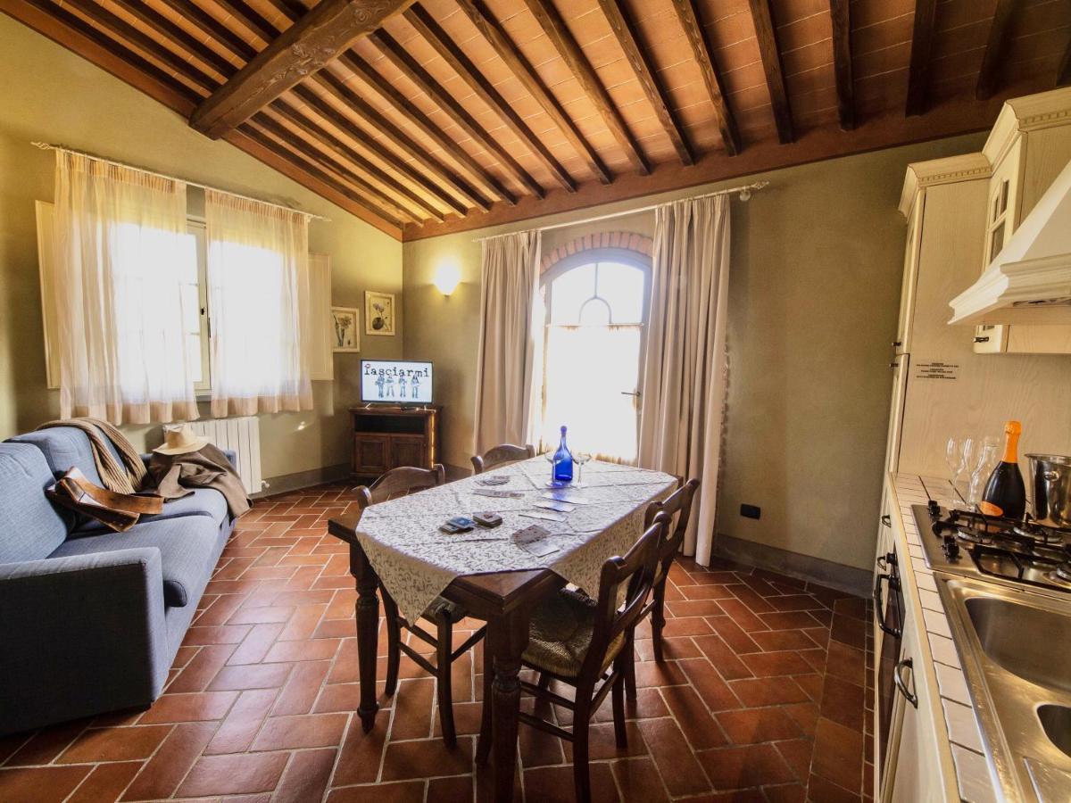 Apartments In Residence With Swimming Pool In Monteverdi Marittimo Buitenkant foto