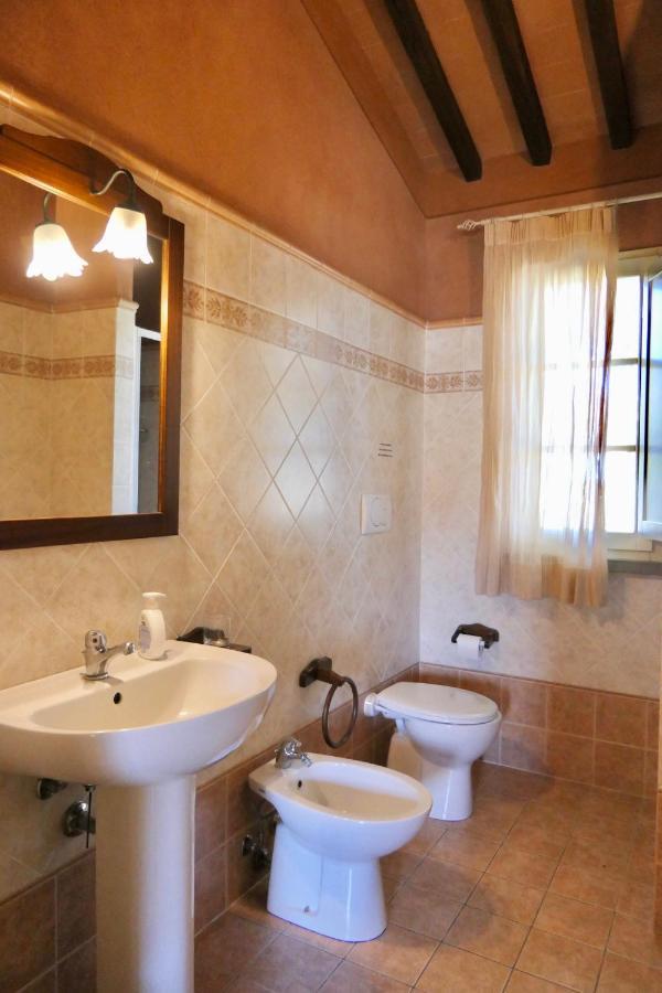 Apartments In Residence With Swimming Pool In Monteverdi Marittimo Buitenkant foto